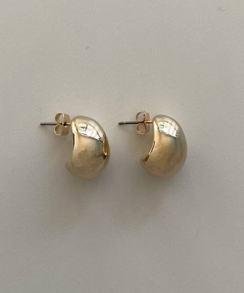 CANAL JEAN（キャナルジーン）の「Pt(ピーティー) スムースピアス（ピアス（両耳用）・レディース・シルバー/ゴールド・ONE SIZE）」の9枚目の写真