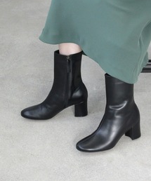 Dhyana. | 石岡真実×Dhyana. チャンキーヒールショートブーツ(ブーツ)
