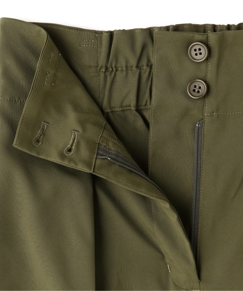 N.（N. Natural Beauty Basic）（エヌエヌナチュラルビューティーベーシック）の「タックウエストツイルワイドパンツ（その他パンツ・レディース・ブラック/カーキ・MEDIUM）」の8枚目の写真