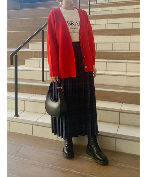 Lugnoncure（ルノンキュール）の「◎Vネックカーディガン（カーディガン/ボレロ・レディース・ブラック/レッド/オフホワイト/グリーン・ﾌﾘ-）」の7枚目の写真