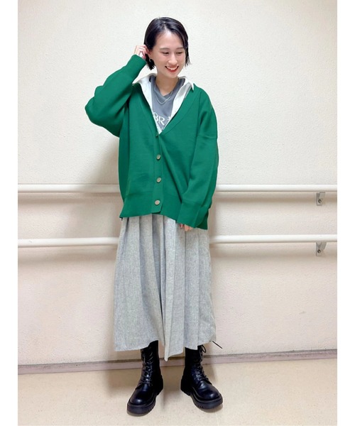 Lugnoncure（ルノンキュール）の「◎Vネックカーディガン（カーディガン/ボレロ・レディース・ブラック/レッド/オフホワイト/グリーン・ﾌﾘ-）」の10枚目の写真