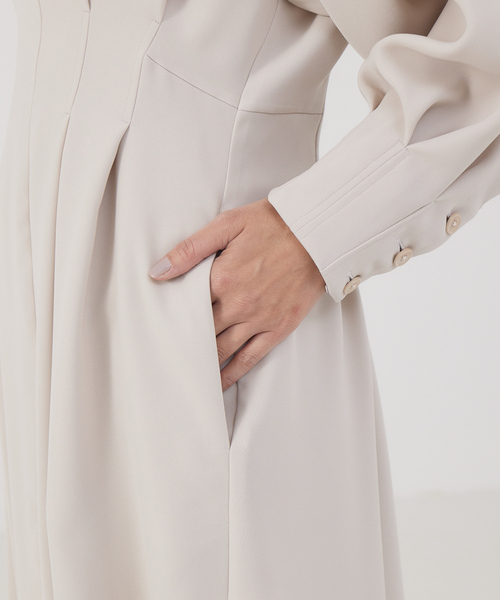 qualite（カリテ）の「ダブルクロスタックワンピース（ワンピース・レディース・ベージュ/ネイビー・36/38）」の10枚目の写真