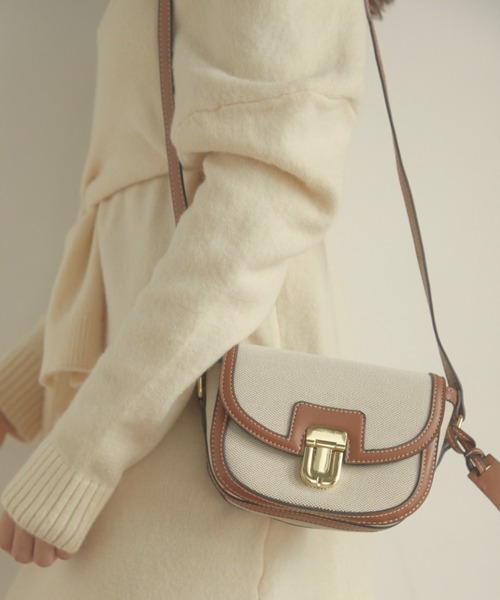 ACYM（アシーム）の「Vintage like shoulder バッグ（ショルダーバッグ・レディース・アイボリー/キャメル・FREE）」の7枚目の写真