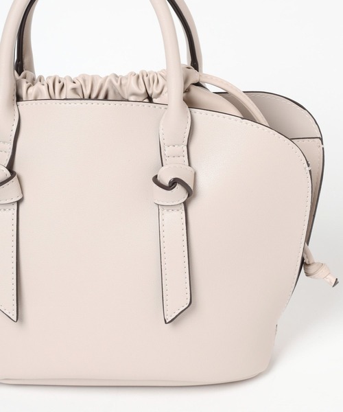 GLOBAL WORK（グローバルワーク）の「巾着5WAYバッグ/一部店舗限定/178890（ボディバッグ/ウエストポーチ・レディース・ブラック/ベージュ/オフホワイト/ライトグリーン・FREE）」の13枚目の写真