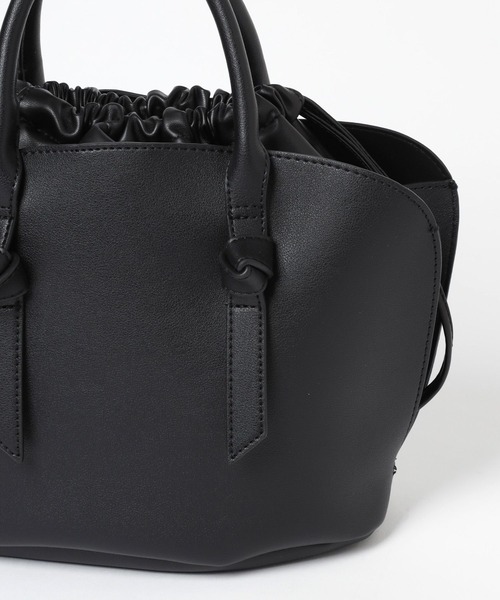 GLOBAL WORK（グローバルワーク）の「巾着5WAYバッグ/一部店舗限定/178890（ボディバッグ/ウエストポーチ・レディース・ブラック/ベージュ/オフホワイト/ライトグリーン・FREE）」の14枚目の写真