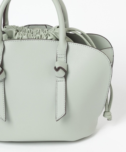 GLOBAL WORK（グローバルワーク）の「巾着5WAYバッグ/一部店舗限定/178890（ボディバッグ/ウエストポーチ・レディース・ブラック/ベージュ/オフホワイト/ライトグリーン・FREE）」の16枚目の写真