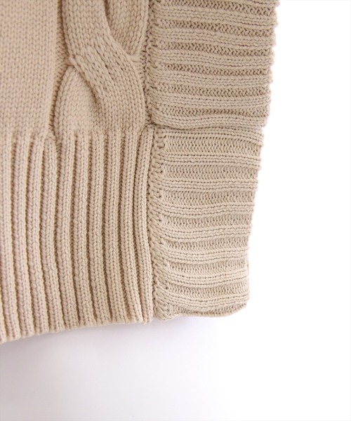 clear（クリア）の「ケーブル編みニットベスト（ベスト・レディース・アイボリー/ネイビー/ベージュ・F）」の9枚目の写真