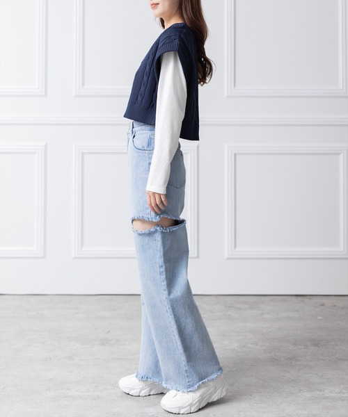 clear（クリア）の「ケーブル編みニットベスト（ベスト・レディース・アイボリー/ネイビー/ベージュ・F）」の19枚目の写真