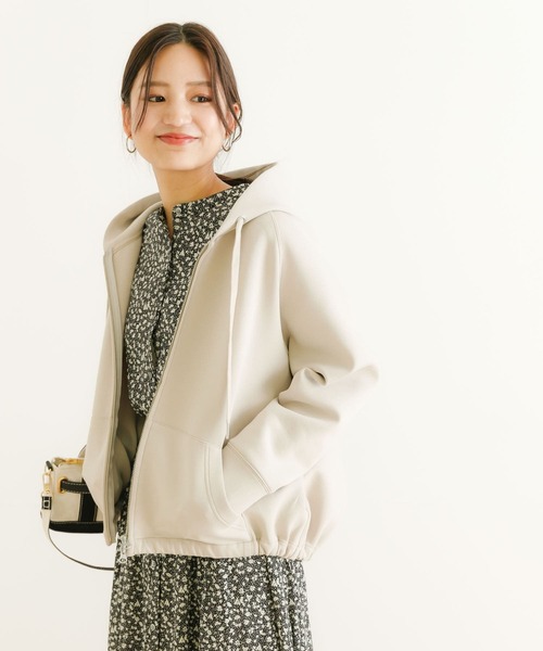 URBAN RESEARCH(アーバンリサーチ)の「ダンボールZIPパーカー(パーカー・レディース・チャコールグレー/オフホワイト/ベージュ系その他・FREE)」の19枚目の写真