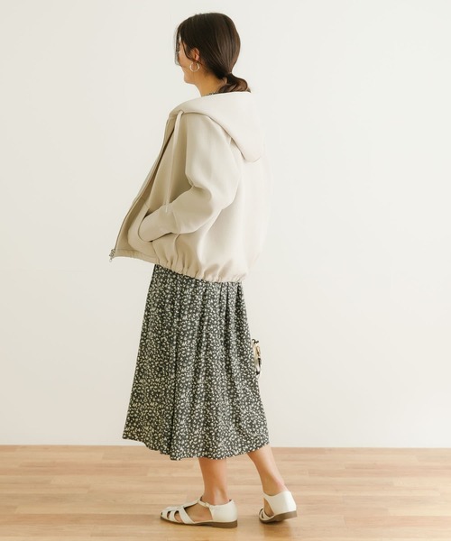 URBAN RESEARCH（アーバンリサーチ）の「ダンボールZIPパーカー