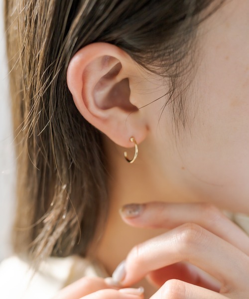 mystic（ミスティック）の「[Eau] thin (pierce)（ピアス（両耳用）・レディース・ゴールド/シルバー・ONE SIZE）」の2枚目の写真