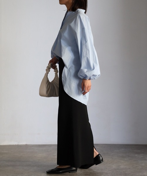 EASEBLUE（イーズブルー）の「バックVギャザーブラウス（シャツ/ブラウス・レディース・サーモンピンク/オフホワイト/ブルー・FREE）」の18枚目の写真