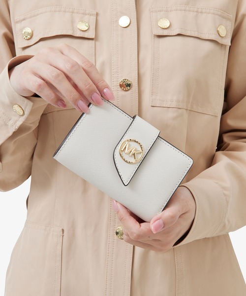 MICHAEL KORS（マイケルコース）の「GREENWICH タブ ウォレット