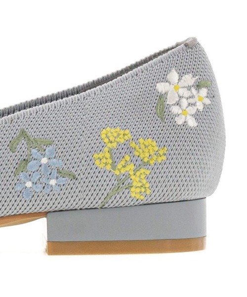 RANDA(ランダ)の「【SUSTAINABLE】刺繍ニットフラットパンプス(パンプス・レディース・アイボリー/ブルー・22.5/23/23.5/24/24.5/22/25.5/25)」の19枚目の写真