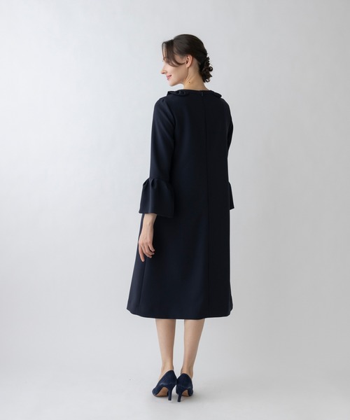 sono NAVY <防しわダブルクロス>バックフリルロングジレ Amazon | [ソーノ] NAVY バックフリルロングジレ ブラック 1