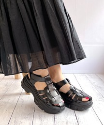 厚底スニーカーソールグルカサンダル