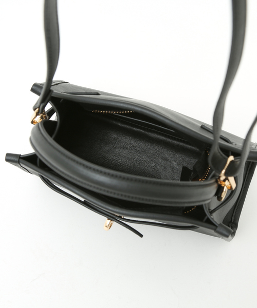 soeur（スール）の「SOEUR/ベルテッド2WAYショルダーミニバッグ（ショルダーバッグ・レディース・ブラック/ベージュ/ライトブルー・フリー）」の11枚目の写真