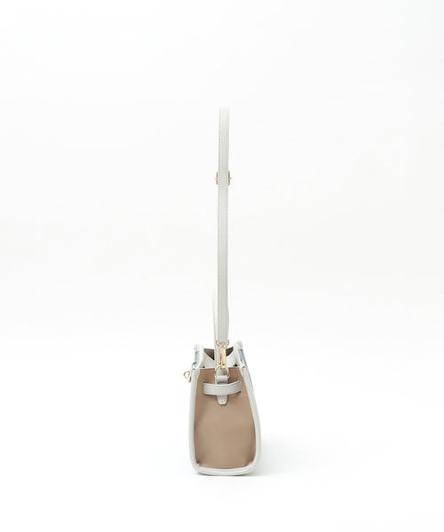 soeur（スール）の「SOEUR/ベルテッド2WAYショルダーミニバッグ（ショルダーバッグ・レディース・ブラック/ベージュ/ライトブルー・フリー）」の18枚目の写真