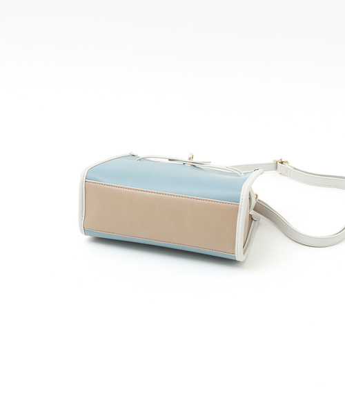 soeur（スール）の「SOEUR/ベルテッド2WAYショルダーミニバッグ（ショルダーバッグ・レディース・ブラック/ベージュ/ライトブルー・フリー）」の19枚目の写真