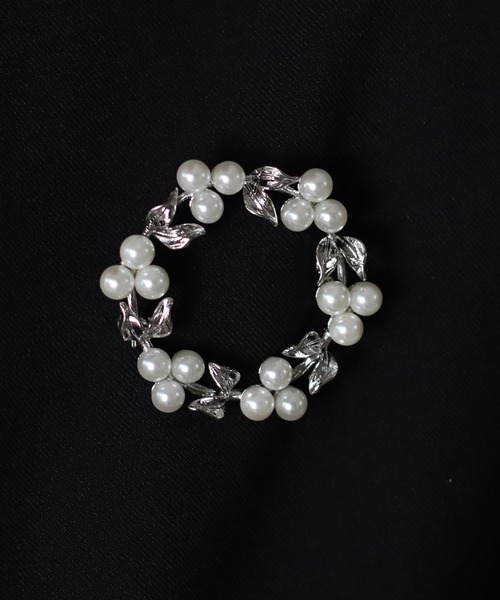 BLUEEAST（ブルーイースト）の「リーフ&パールサークルブローチ（ブローチ/コサージュ・レディース・ゴールド/シルバー・FREE）」の13枚目の写真