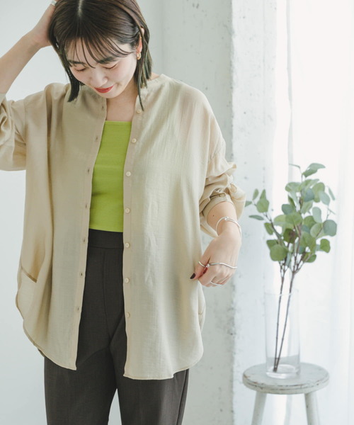 ITEMS URBANRESEARCH(アイテムズ アーバンリサーチ)の「バンドカラーシアービッグシャツ(シャツ/ブラウス・レディース・グリーン系その他/ベージュ/ブラック/ラベンダー・FREE)」の7枚目の写真
