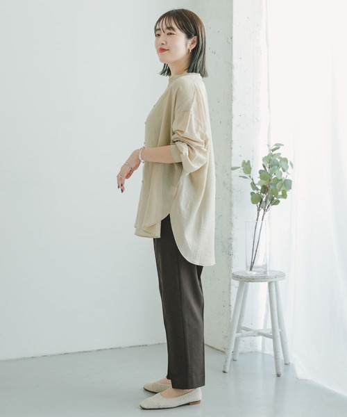 ITEMS URBANRESEARCH(アイテムズ アーバンリサーチ)の「バンドカラーシアービッグシャツ(シャツ/ブラウス・レディース・グリーン系その他/ベージュ/ブラック/ラベンダー・FREE)」の13枚目の写真