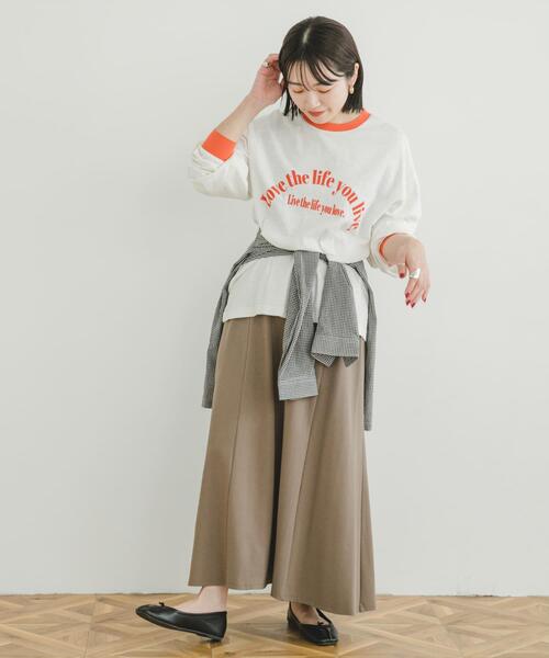 ITEMS URBANRESEARCH（アイテムズ アーバンリサーチ）の「スラブ接結ロゴプリント リンガーロングTシャツ（Tシャツ/カットソー・メンズ・ホワイト系その他/オレンジ系その他/ブラック系その他・MEDIUM/LARGE）」の22枚目の写真