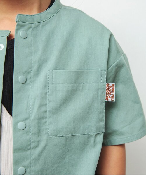 BREEZE（ブリーズ）の「スタンダード半袖シャツ（シャツ/ブラウス・キッズ・レインボー/ブルー/オフホワイト/カーキ・100/110/80/90/140/120/130）」の6枚目の写真