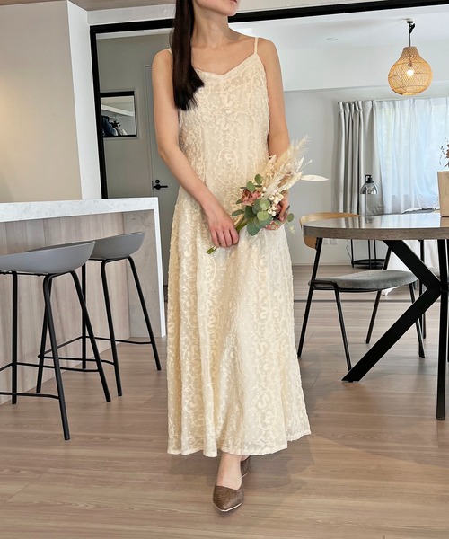 Jewelobe(ジュエローブ)の「刺繍シアーキャミワンピース(ワンピース・レディース・ブラック/アイボリー・FREE)」の7枚目の写真
