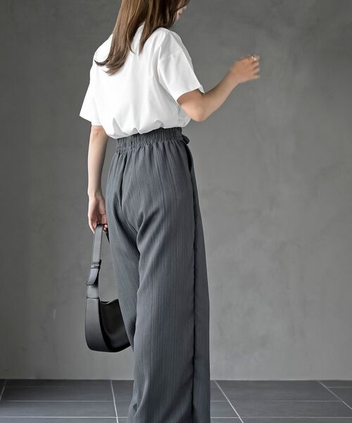 rps（アールピーエス）の「ドライタッチリブネックＴ（Tシャツ/カットソー・レディース・オフホワイト/チャコールグレー/ブラック・フリー）」の6枚目の写真