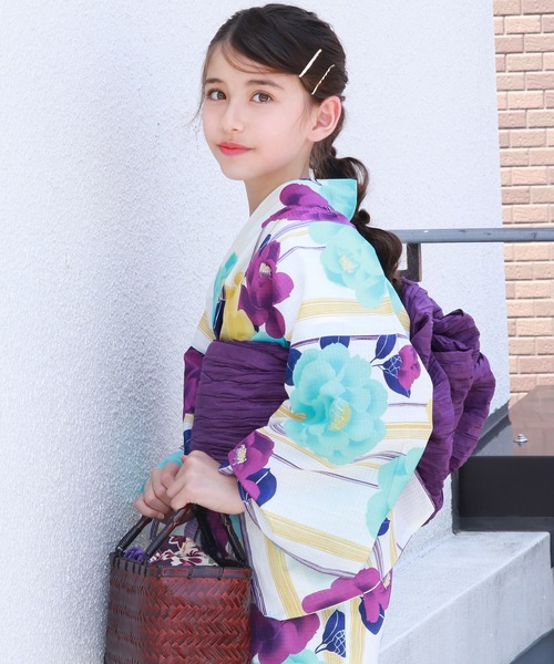 KYOETSU（キョウエツ）の「簡単着付け 浴衣 女の子 子供 セット( 浴衣 + 帯 + 下駄 + 腰紐2本 ) レトロH（浴衣・キッズ・イエロー系その他/ブルー系その他2/ブラック系その他/イエロー系その他2/ホワイト系その他2/レッド系その他/パープル系その他/ブルー系その他/その他13/その他12/その他9/その他10/その他11/その他6/その他2/その他1/その他3/その他5/その他8/その他4/その他7・150/140/130）」の7枚目の写真