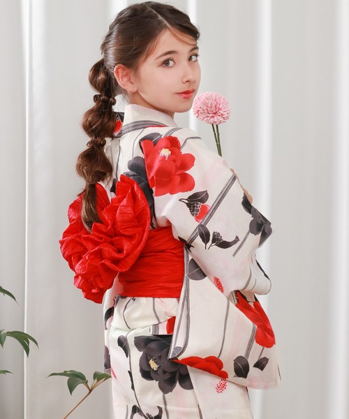 KYOETSU（キョウエツ）の「簡単着付け 浴衣 女の子 子供 セット( 浴衣 + 帯 + 下駄 + 腰紐2本 ) レトロH（浴衣・キッズ・イエロー系その他/ブルー系その他2/ブラック系その他/イエロー系その他2/ホワイト系その他2/レッド系その他/パープル系その他/ブルー系その他/その他13/その他12/その他9/その他10/その他11/その他6/その他2/その他1/その他3/その他5/その他8/その他4/その他7・150/140/130）」の9枚目の写真