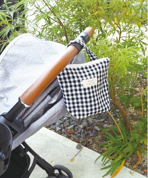 COMMON WARE（コモンウェアー）の「EC:RECIPE MINI COOLER POUCH レシピ保冷ミニポーチ（お弁当箱・レディース・ストライプ/チェック/ブラック/オフホワイト・FREE）」の3枚目の写真