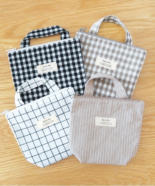 COMMON WARE（コモンウェアー）の「EC:RECIPE MINI COOLER POUCH レシピ保冷ミニポーチ（お弁当箱・レディース・ストライプ/チェック/ブラック/オフホワイト・FREE）」の5枚目の写真