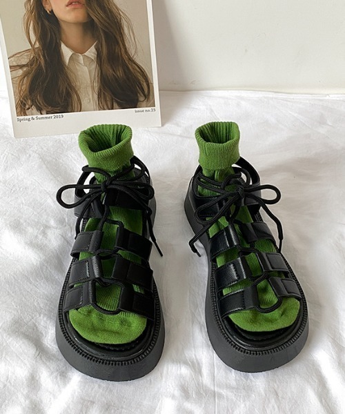 BCBGmaxazria レースアップサンダル✨ BCBGmaxazria レースアップサンダル✨