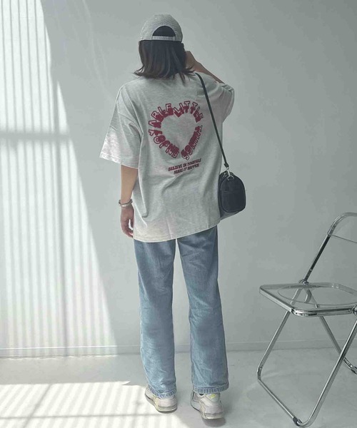 AS KNOW AS plus(アズノゥアズプラス)の「☆ハートモチーフアソートTシャツ(Tシャツ/カットソー・レディース・ブルー系/オフホワイト/オートミール/ホワイト系/チャコールグレー/アイボリー系/ホワイト系その他/グレー系その他/ホワイト系1/アイボリー系1/レッド系2/ホワイト系その他2/アイボリー系2/グレー系その他2・FREE)」の21枚目の写真