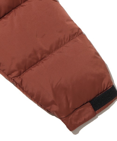 THE NORTH FACE(ザノースフェイス)の「THE NORTH FACE SHORT NUPTSE JACKET / ザ・ノース・フェイス ショート ヌプシ ジャケット(ダウンジャケット/コート・レディース・ブラウン/ブラック/ブルー/ピンク・L/M/S/XL)」の15枚目の写真