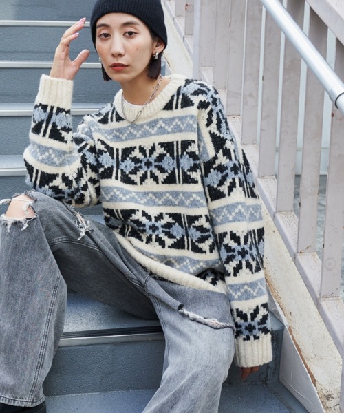 Auntie Rosa Holiday(アンティローザホリデー)の「ジャガードオーバーサイズニット(ニット/セーター・レディース・パープル/アイボリー・FREE)」の21枚目の写真