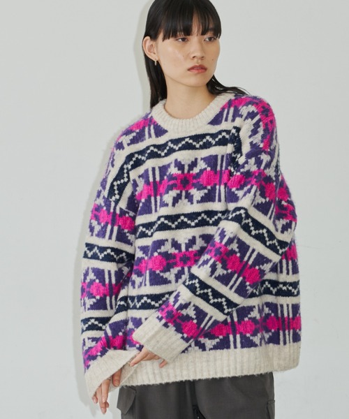 Auntie Rosa Holiday(アンティローザホリデー)の「ジャガードオーバーサイズニット(ニット/セーター・レディース・パープル/アイボリー・FREE)」の8枚目の写真