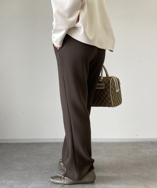 un dix cors（アンディコール）の「ドビー織裏毛スリットパンツ（スラックス・レディース・ブラック/ベージュ/モカ・FREE）」の15枚目の写真