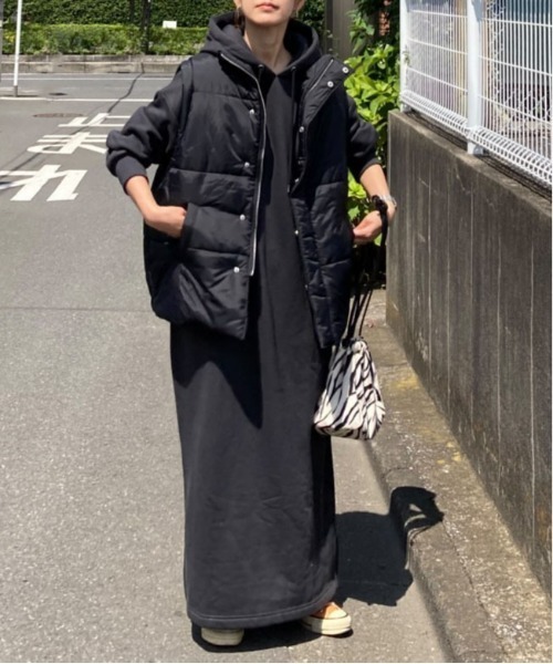 notch.(ノッチ)の「【 notch. by KR 】パデッドベスト(ダウンベスト・レディース・ネイビー/ブラック/オフホワイト・M)」の5枚目の写真