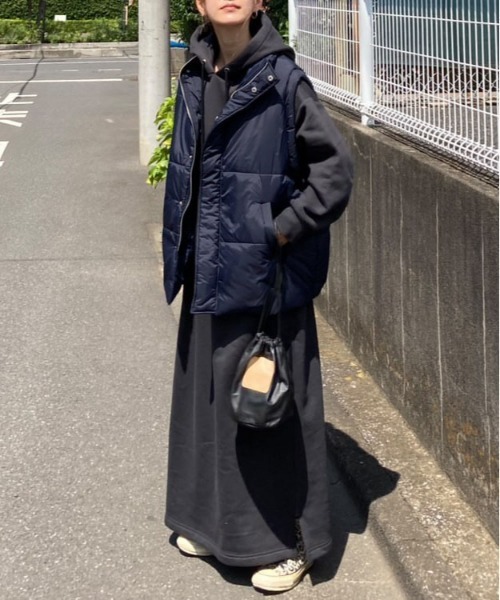 notch.(ノッチ)の「【 notch. by KR 】パデッドベスト(ダウンベスト・レディース・ネイビー/ブラック/オフホワイト・M)」の14枚目の写真