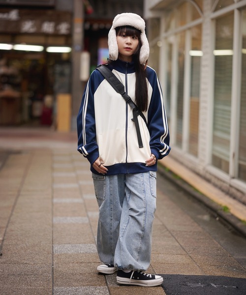 SPINNS(スピンズ)の「ナイロンワンショルダーバッグ(ショルダーバッグ・メンズ・ブラック・ONESIZE)」の16枚目の写真