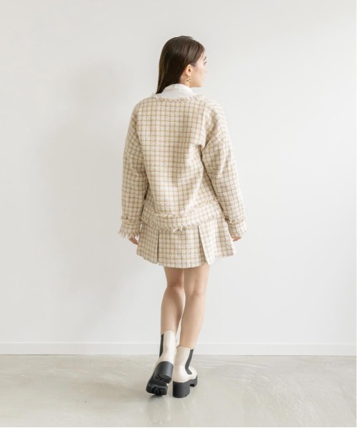 RANDA（ランダ）の「ツイードパールディティールジャケット（ノーカラージャケット・レディース・ブラック/ベージュ・1/0）」の16枚目の写真