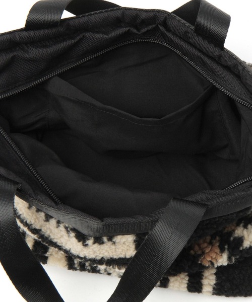 PENDLETON(ペンドルトン)の「【PENDLETON(ペンドルトン)】ボアトート(トートバッグ・レディース・ブラック/オフホワイト/ブラウン・FREE)」の8枚目の写真