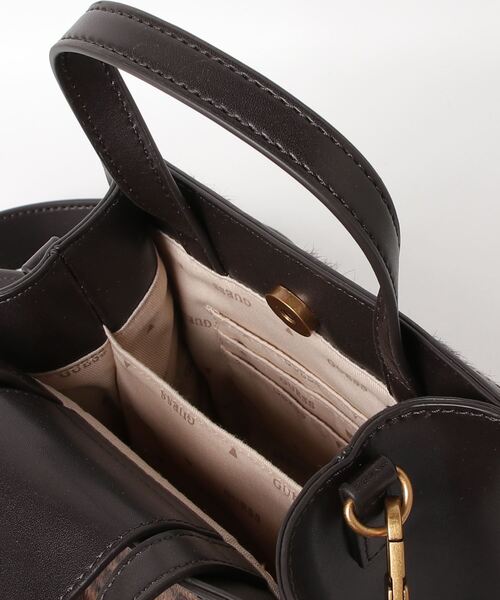 Guess（ゲス）の「BERGEN 2 Compartment Mini Tote トートバッグ レディース（トートバッグ・レディース・レオパード・ONE SIZE）」の4枚目の写真