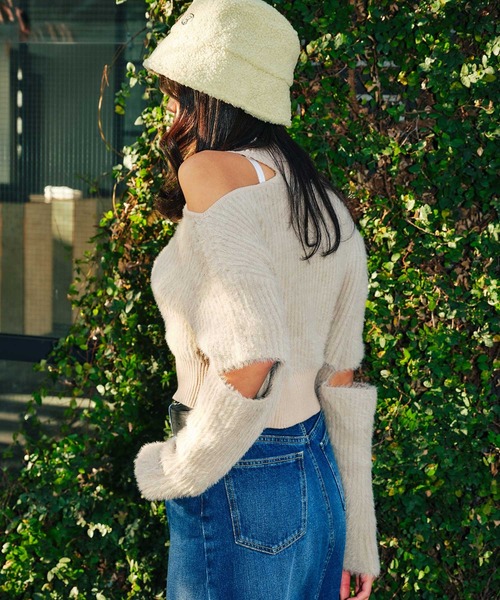 ANNA SUI NYC（アナ スイ エヌ ワイ シー）の「ANNA SUI NYC フェザースラッシュ タートルネック ニットトップス 【SP】（ニット/セーター・レディース・ベージュ/ブラック/ブルー・FREE）」の20枚目の写真