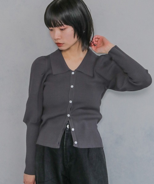 cheriella(シェリエラ)の「【cheriella】ポロリブニットカーデ POLO RIB KNIT CARDIGAN(ニット/セーター・レディース・アイボリー/ブラック/ライトブルー/チャコール・M)」の10枚目の写真