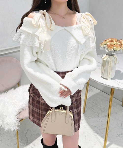 レース付きオフショルダーアイボリーニット セール】もこもこレースオフショルニット【ZOZOTOWN限定アイテム