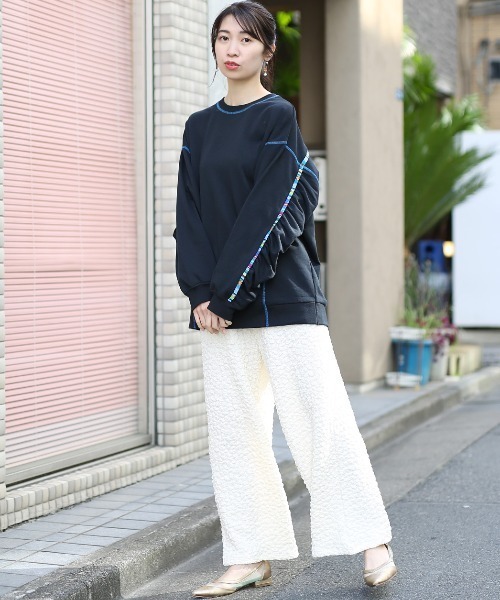 チチカカ（チチカカ）の「ギャザースリーブプルオーバー（スウェット・レディース・ライトベージュ/ブルー/ブラック・FREE）」の6枚目の写真